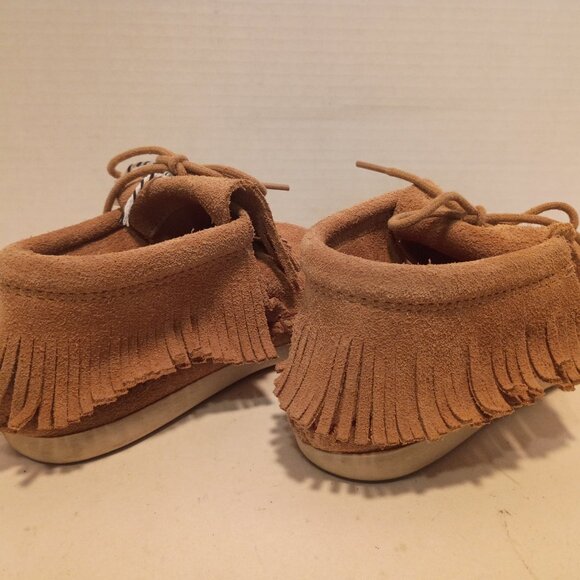 NWT MINNETONKA Classic Tan Suede Fringed Moccasins Women's Sz 6 - Picture 8 of 11
